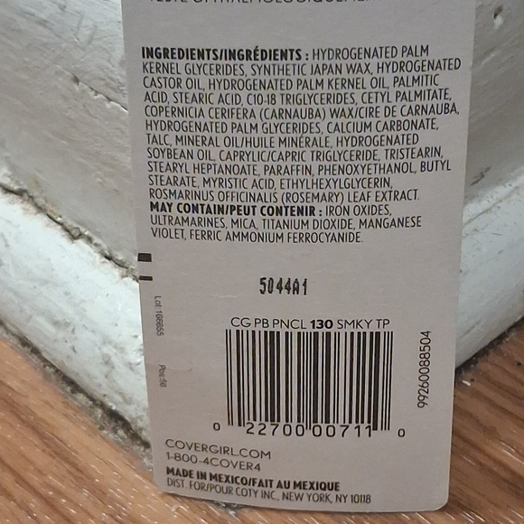 COVERGIRL Eye Pencil in Smoky Black - Picture 5 of 5